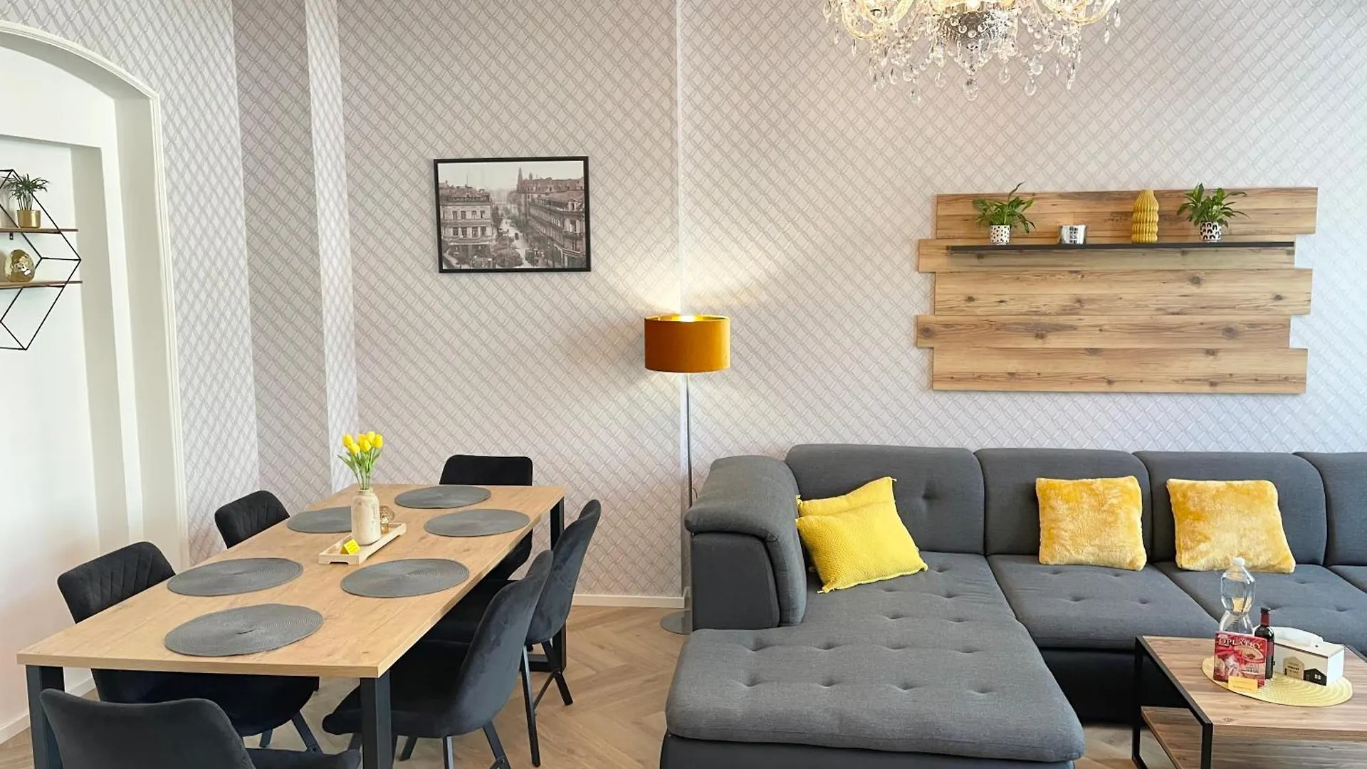 קרלובי וארי Apartment Nicol